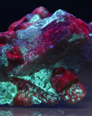 Phosphorescing Minerals