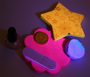 UV fluorescence